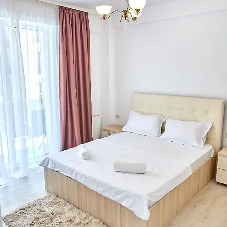 Smarald 2 * Năvodari